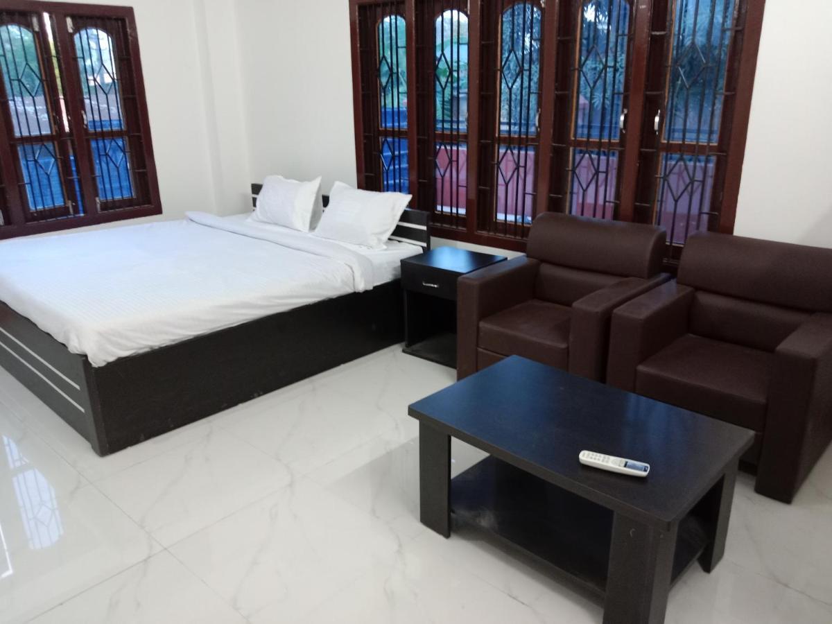 Niroda Guest House Guwahati Ngoại thất bức ảnh